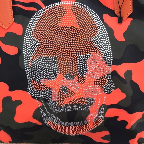 AH-DORNED skull rhinestone camo nylon large tote - Picture 2 of 10
